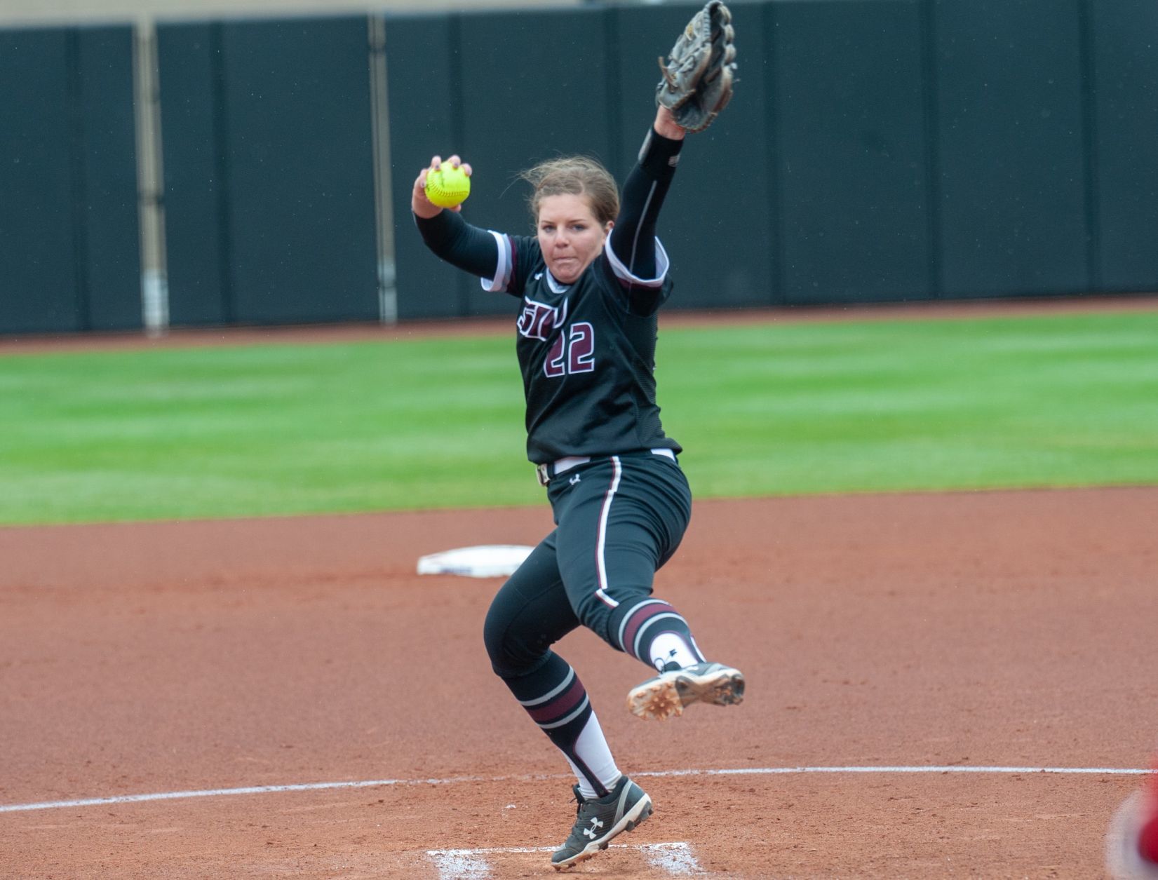 SIU Louisville NCAA softball